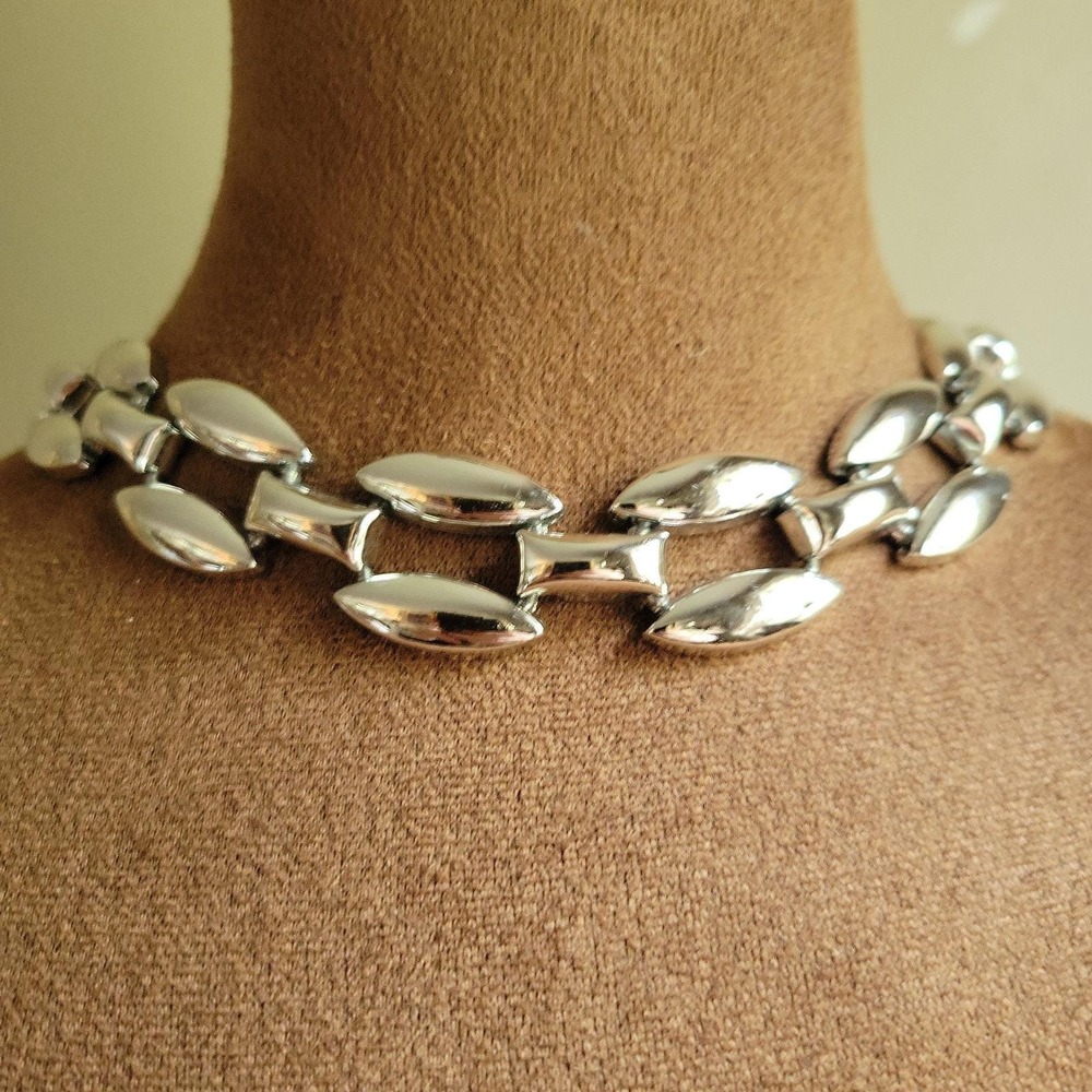 Vintage Rhodium Plated Silver Tone Marquise Link‎ Necklace 18" MCM